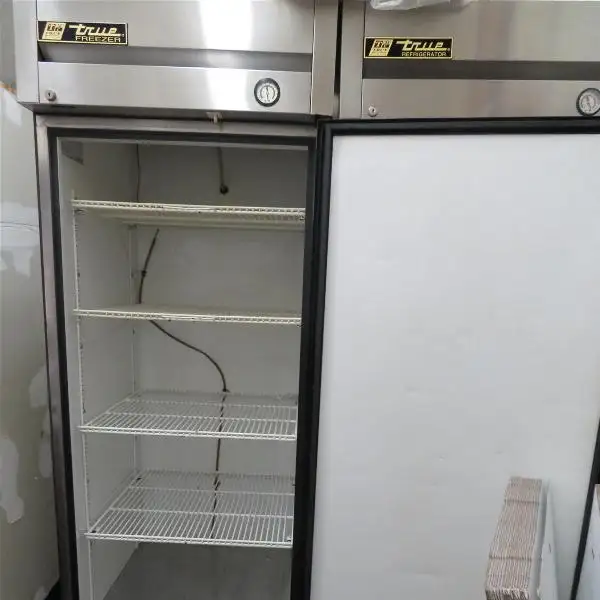 Turnkey Bar/restaurant with Apartment, Highway Access, and Development Potential in Northwoods