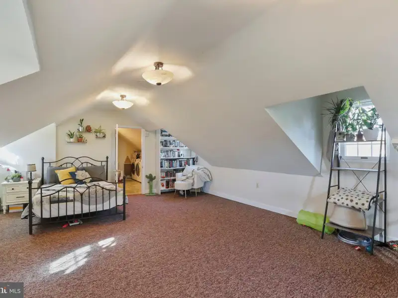 Unique Barn and Farmhouse with Commercial Potential Near Hagerstown, Md