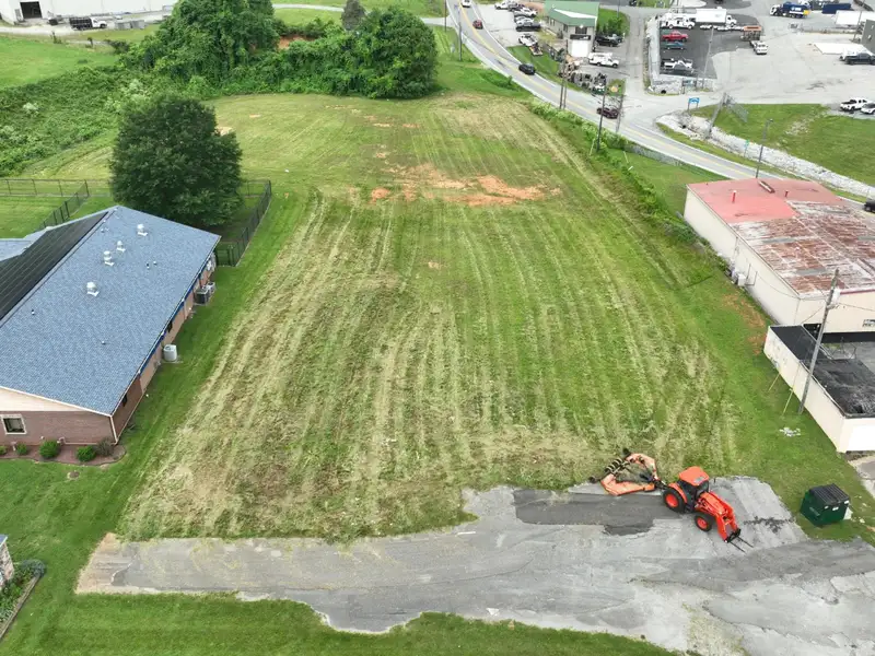 Multi-building Commercial Property with Restaurant and Warehouse on Langdon St and Hwy 80