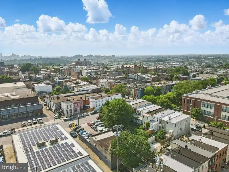 Established Auto Business and Commercial Property in Highlandtown with Turnkey Setup