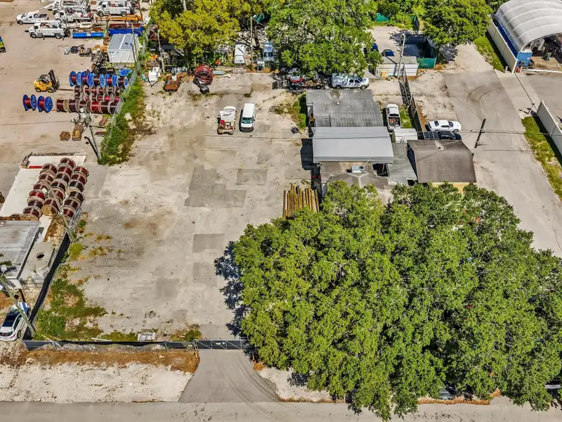 Commercial Property with Office Space and Residential Unit in Industrial Area