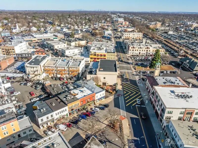 Freestanding Retail/office Building in Downtown Westfield with Parking and Dual Entrances