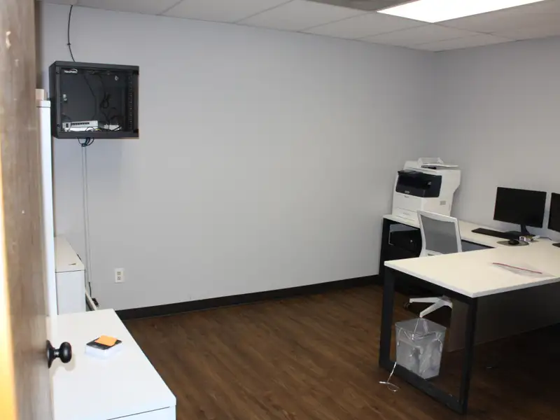 2100 Sf Move-in Ready Office Space with Elevator Access in Prime Location