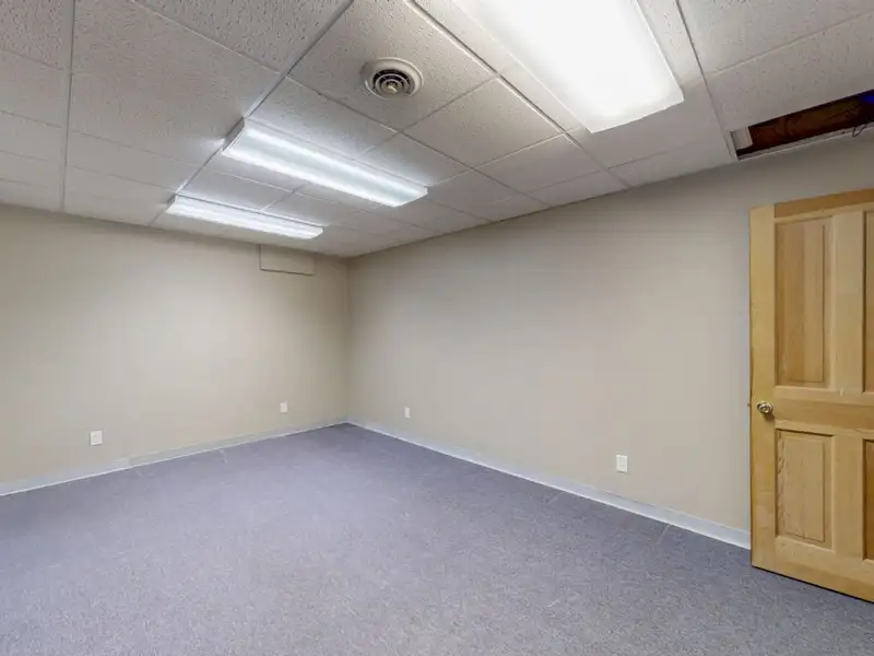 Medical Facility for Sale Near Hospital - 4,510 Sq Ft with Multiple Treatment Rooms