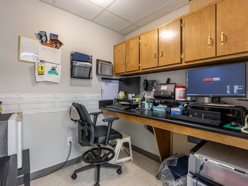 Medical Office Space for Lease in Cleveland, Tn – 12 Exam Rooms and Additional Features