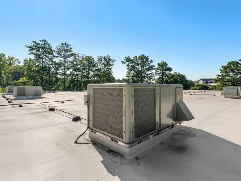 Industrial/flex Building in Prime Atlanta Location with Recent Upgrades and Parking Options