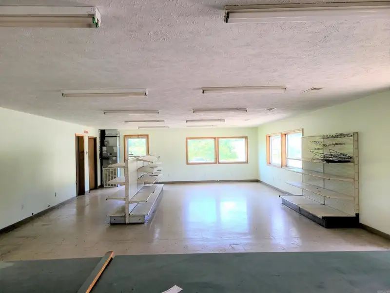Commercial Property with Highway Frontage, Multiple Buildings, and 6 Acres in St. Joe