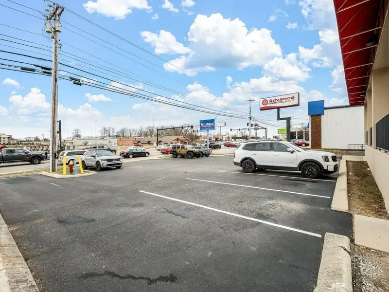 Commercial Building in High Traffic Area Near I-40 Exit 287 - 3657 Sq Ft