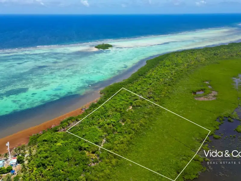 6.69 Acres Dual Waterfront Parcel on Turneffe Atoll, Belize Island