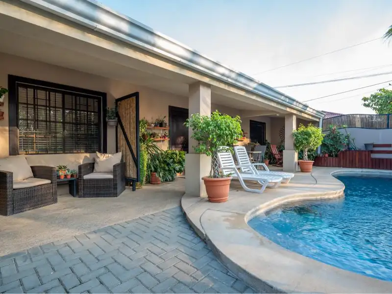 Centrally Located Guest House Apartments in Flamingo Beach, Costa Rica
