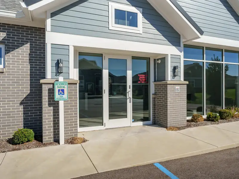 Class a Retail/office Space in Vineyard Parkway Business Park, Texas Corners