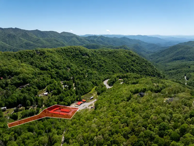 Investment Opportunity: 15-unit Motel in Blue Ridge Mountains Near Gatlinburg and Pigeon Forge