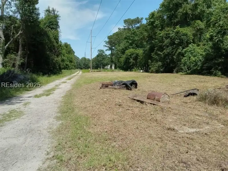 Rare 0.40 Acre Laydown Yard for Outdoor Storage on Hilton Head Island