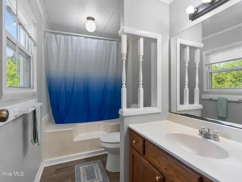 Coastal Live/work Property with 3-bed Home and Flexible Commercial Space