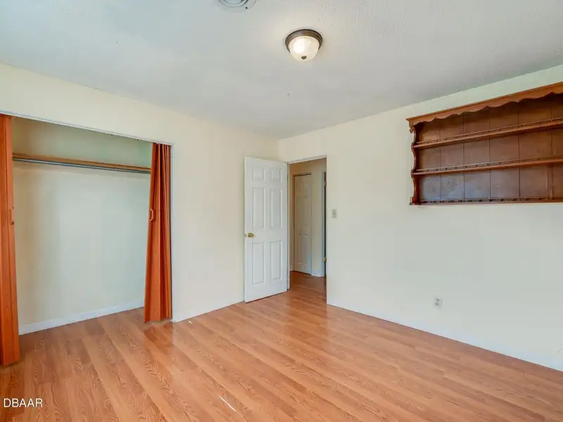 Versatile Single Family Home on 1/4 Acre in Sfr-5 Zoning