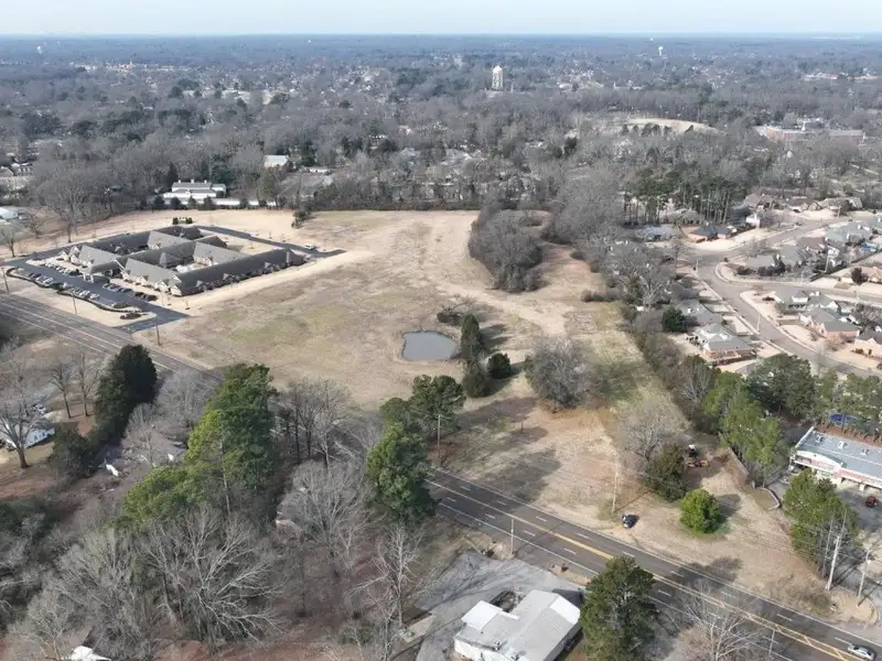 13.84-acre Commercial Parcel in Prime Bartlett Location Near Retail and Amenities