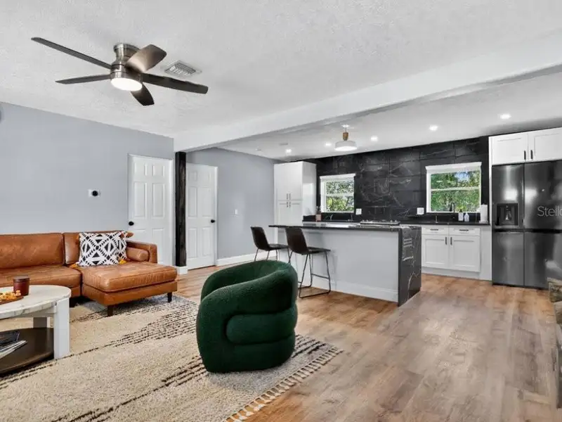 Charming Airbnb Home Near Downtown Orlando with In-law Suite and Expansive Backyard