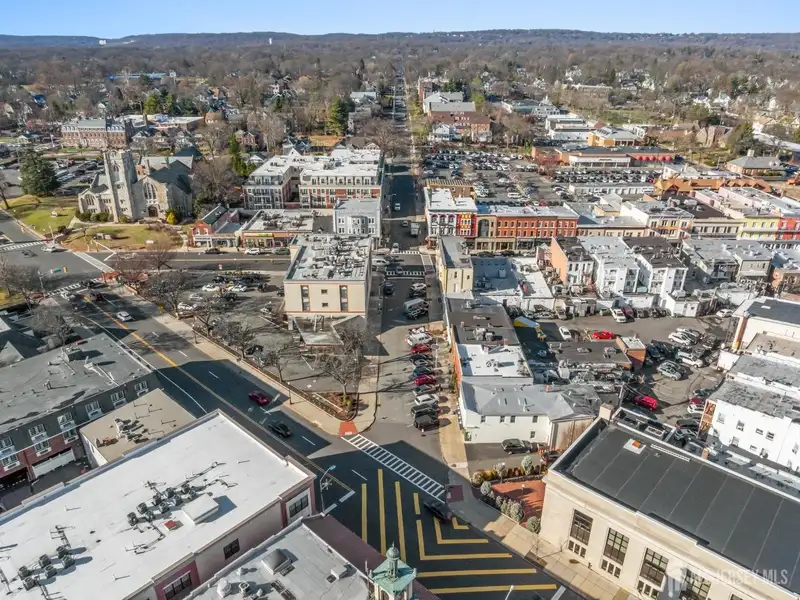 Freestanding Retail/office Building in Downtown Westfield with Parking and Dual Entrances