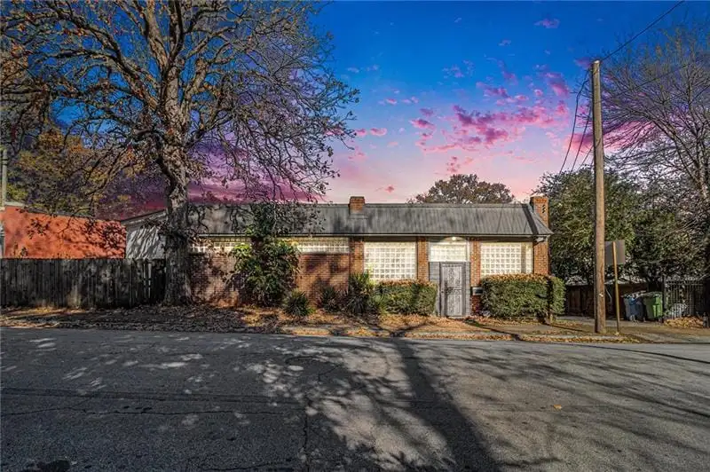 Historic 1930 East Atlanta/ormewood Park Live/work Property with Mixed Use Zoning