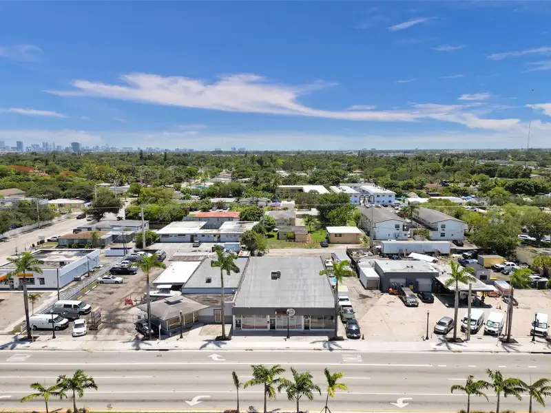Prime Rc-1 Zoned Multifamily Development Opportunity on Hollywood Blvd