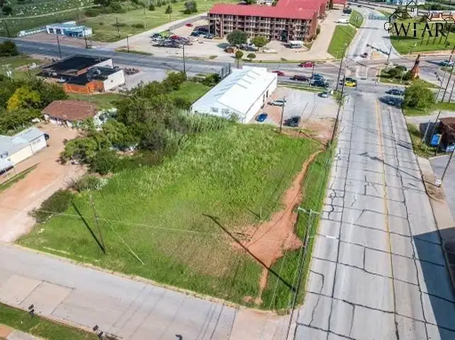 Investment Opportunity: Prime Land Lot Near Mpec and Downtown
