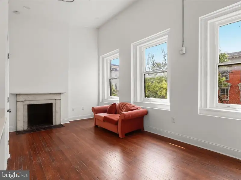 Fully Renovated Six-unit Property in Mount Vernon, Baltimore with Modern Finishes and Parking