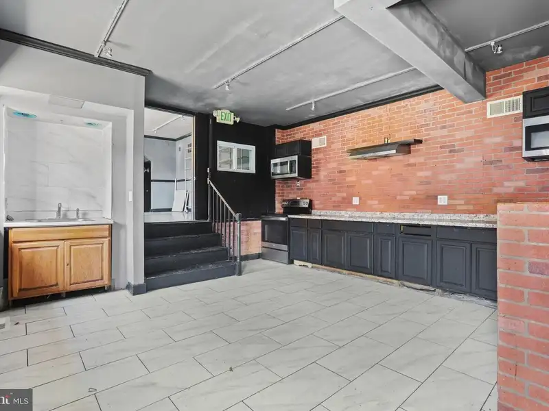 Historic Three-story Building with Development Potential in Mount Vernon
