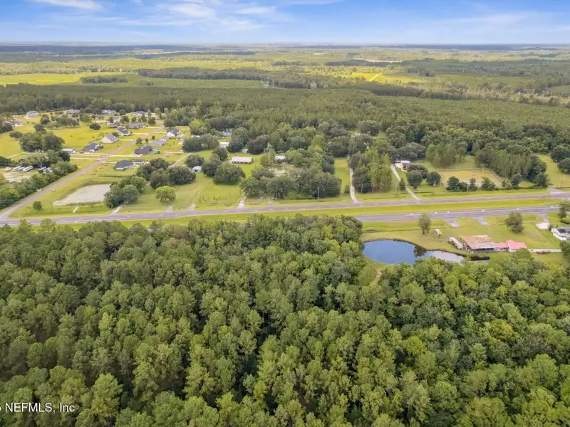 5.04-acre Mixed-use Parcel with Home and Shop in Nassau County