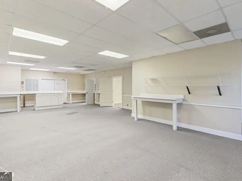 Versatile 7,900+ Sq Ft Medical Office Building in Prime Location Near Hospital