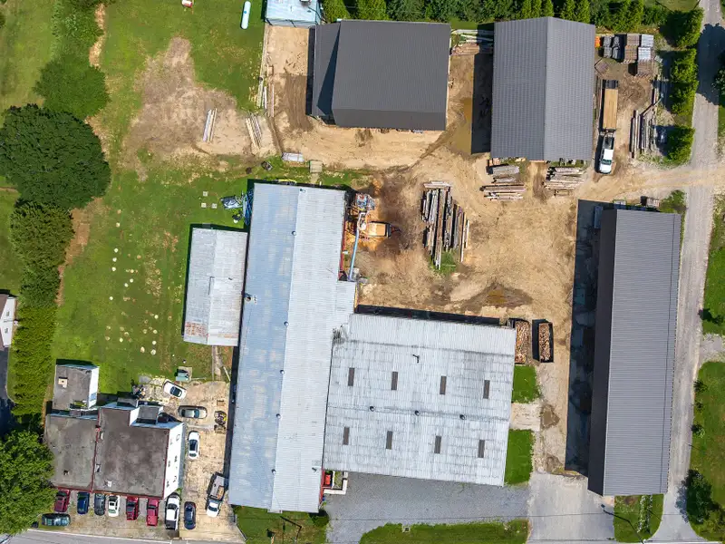 Mixed-use Industrial Property with Office, Storage, and Apartments in Bethel, Nc