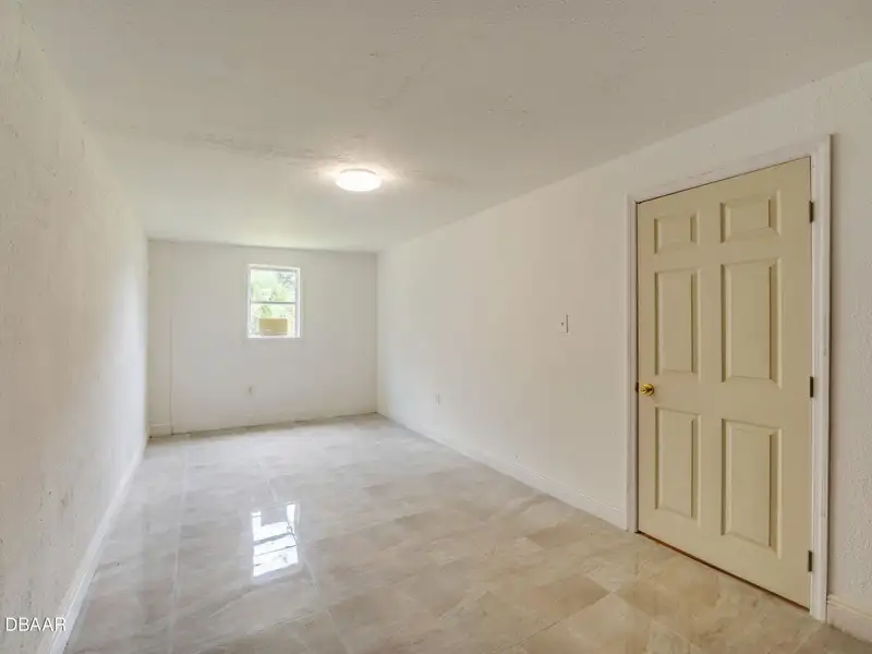 Versatile Single Family Home on 1/4 Acre in Sfr-5 Zoning