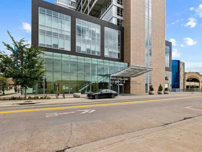 High-end Office Condo in the Chauncey, Downtown Iowa City with Premier Amenities