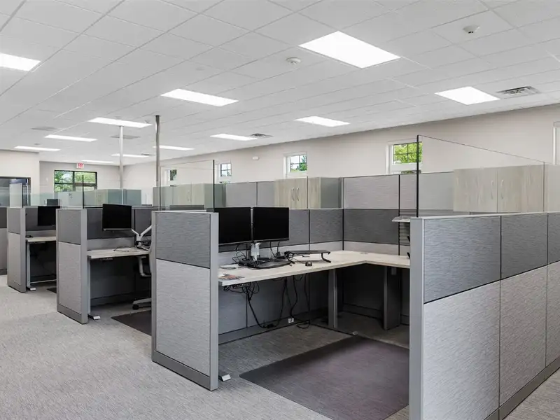Versatile Office Building with Dual Tenant Configuration in Prime Location