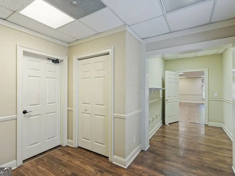 Versatile 7,900+ Sq Ft Medical Office Building in Prime Location Near Hospital