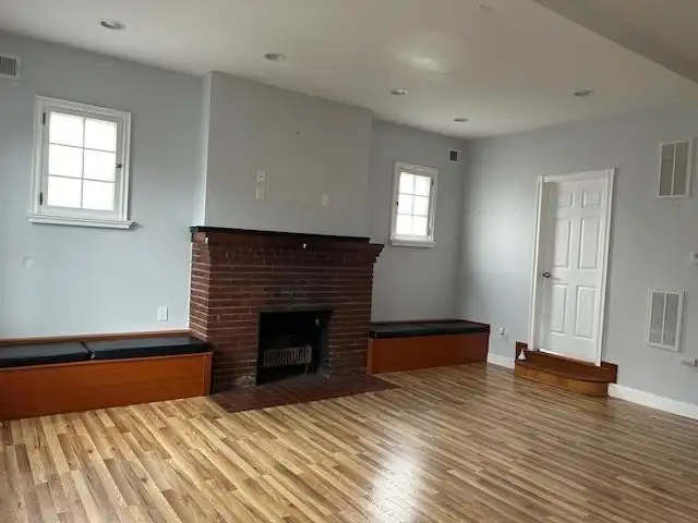 Versatile 750 Sq Ft Office Suite in Prime Village of Walden Location