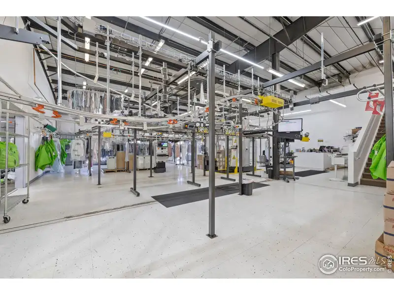Multi-property Sale: 5818 - 5821 Lockheed Ave, Comprehensive Specifications Available