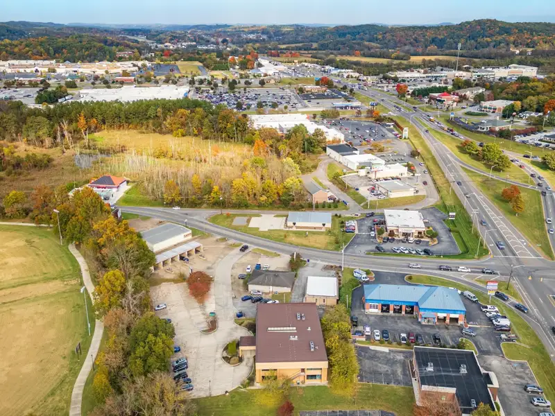 Cleveland, Tn Office Suites for Lease - Newly Remodeled, 2,400 & 2,164 Sq Ft