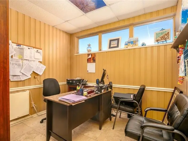 Prime Clermont 2-story Medical Office Building with High Visibility and Ample Parking