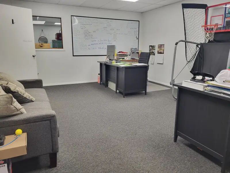 Commercial Space with 2300 Sq Ft, Meeting Room, Offices, and Ample Parking