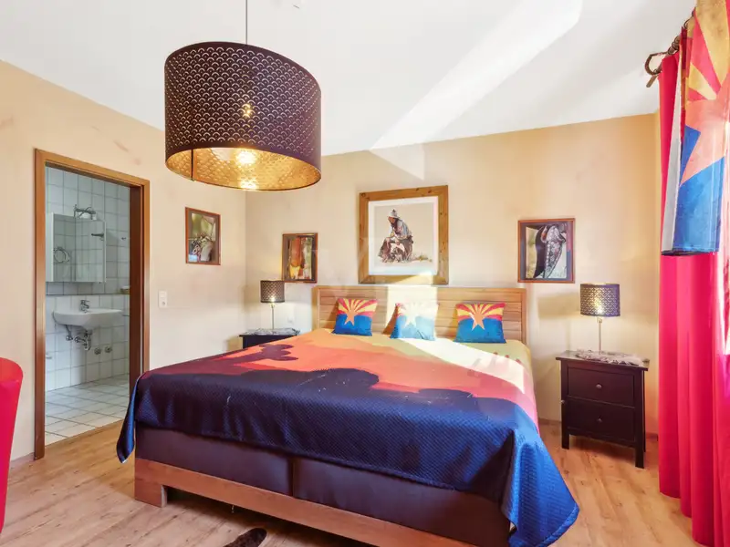 Renovated Guest House with Private Living Areas in Southwest Palatinate