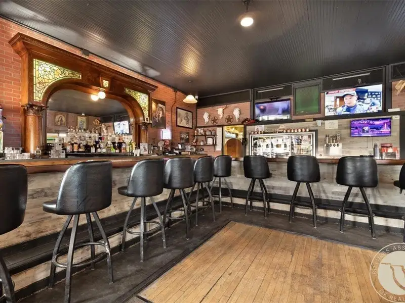 Renovated Saloon with Licenses Near Red Lodge and Beartooth Highway, Includes Living Space