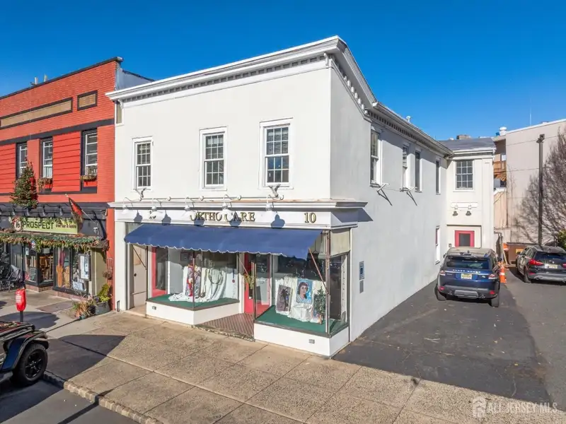 Freestanding Retail/office Building in Downtown Westfield with Parking and Dual Entrances