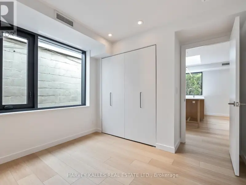 Modern Two Bedroom Suite in Bedford Park with High-end Finishes and Great Amenities