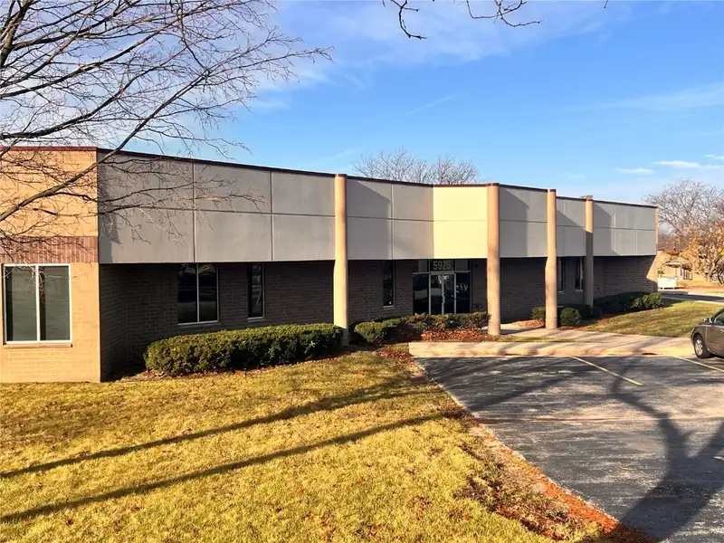 15,740 Sf Office Property with Updated Façade and Roof Near Council St. and Blairs Ferry