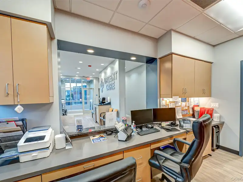 Brand-new Medical Building in Prime Location with State-of-the-art Facilities
