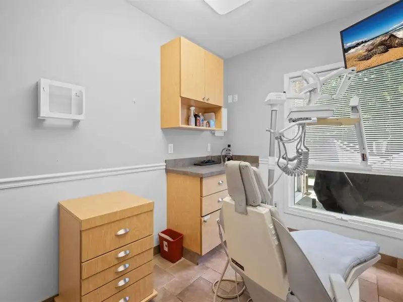 Unique Multi-use Property with Dental Practice and 2+ Bedroom Apartment in Prime Location