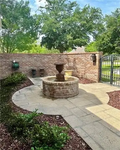 Class a Office Building for Sale or Lease in Prime Highway Commercial Location