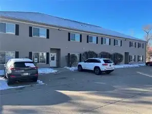 Four Office Buildings on 3.8 Acres in Lindale Area with Upgrade Potential