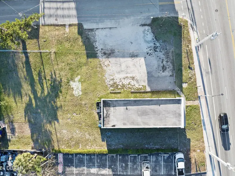 Commercial Property with 90ft Frontage on International Speedway Blvd, Daytona Beach