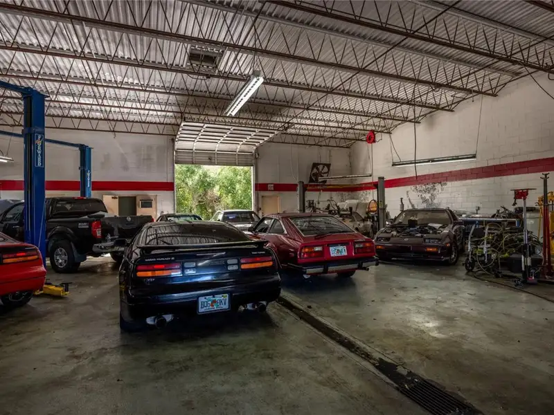 Prime Automotive Facility on Us 17/92 in Longwood, Fl - 9,700 Sq Ft